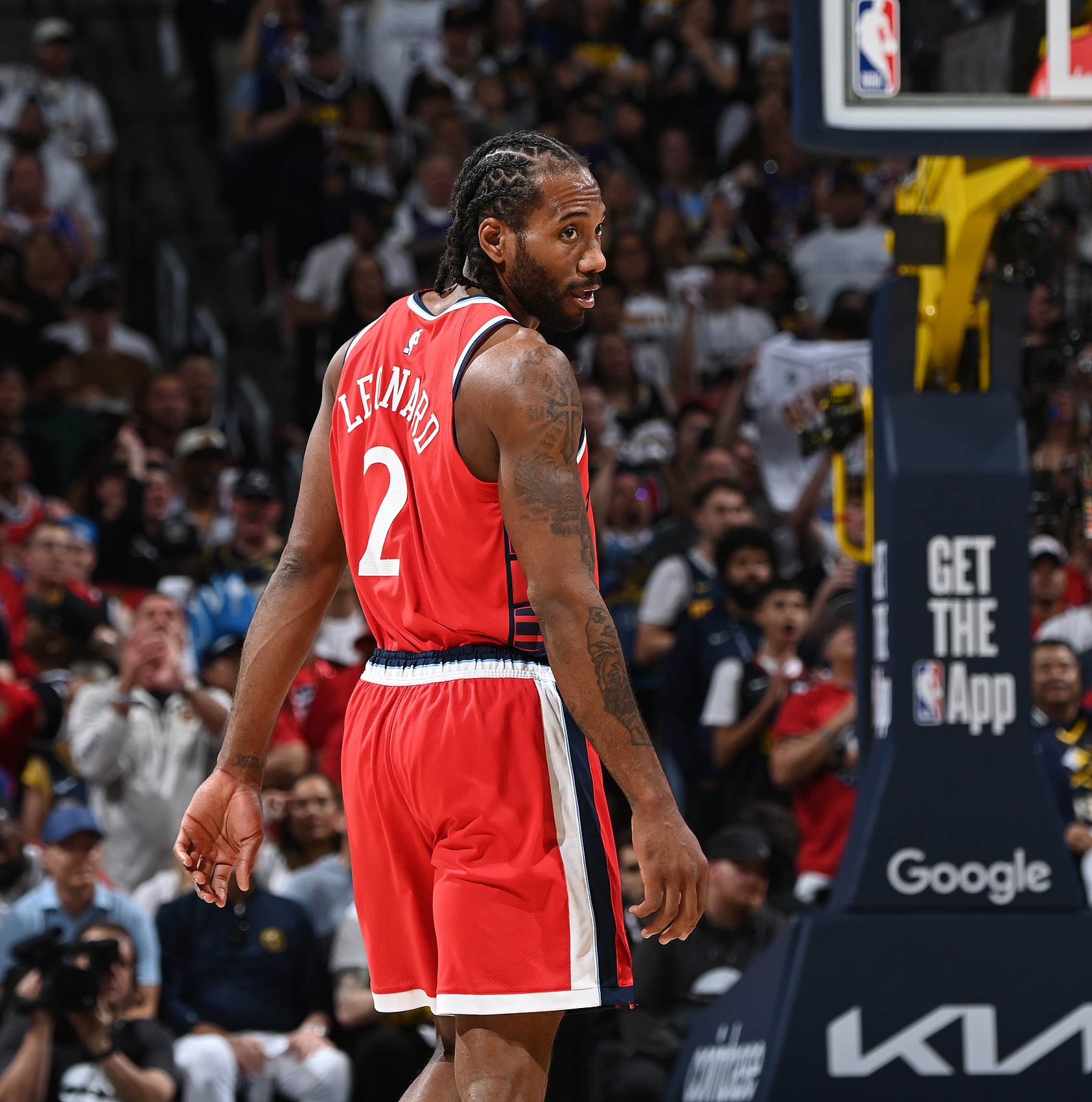 小莫里斯:你以为莱昂纳德没看到的事他都知道 只是他从不回应